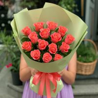 Букет 15 коралловых роз