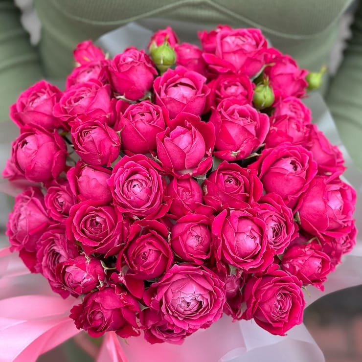 Композиция розы в коробке 11 шт – доставка цветов в Киев
